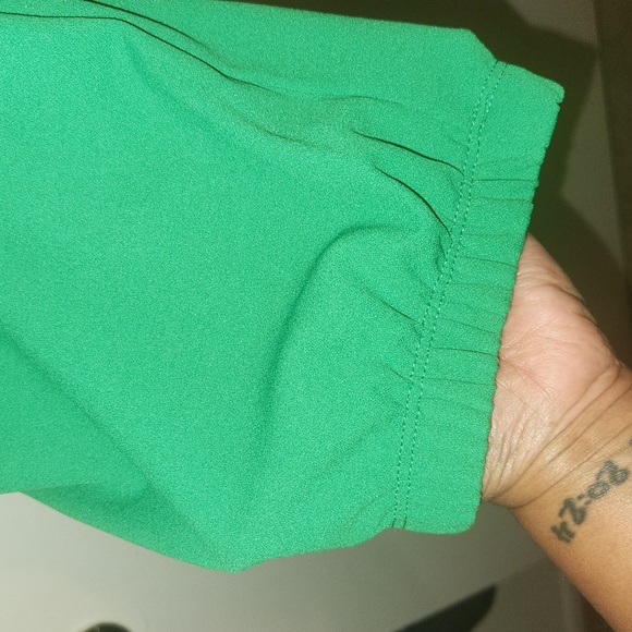 NWT crepe joggers - Picture 2 of 7